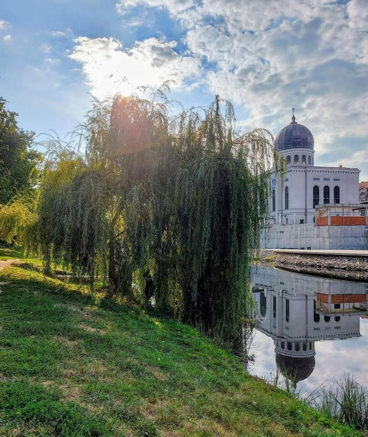 Liberte Apartments Oradea Zewnętrze zdjęcie