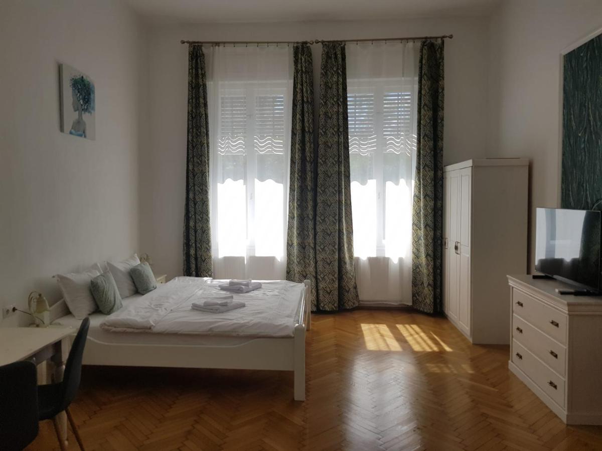 Liberte Apartments Oradea Zewnętrze zdjęcie